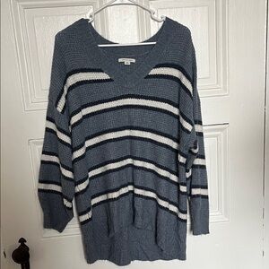 American Eagle Outfitters Striped V-Neck Sweater in Slate Blue, White & Black